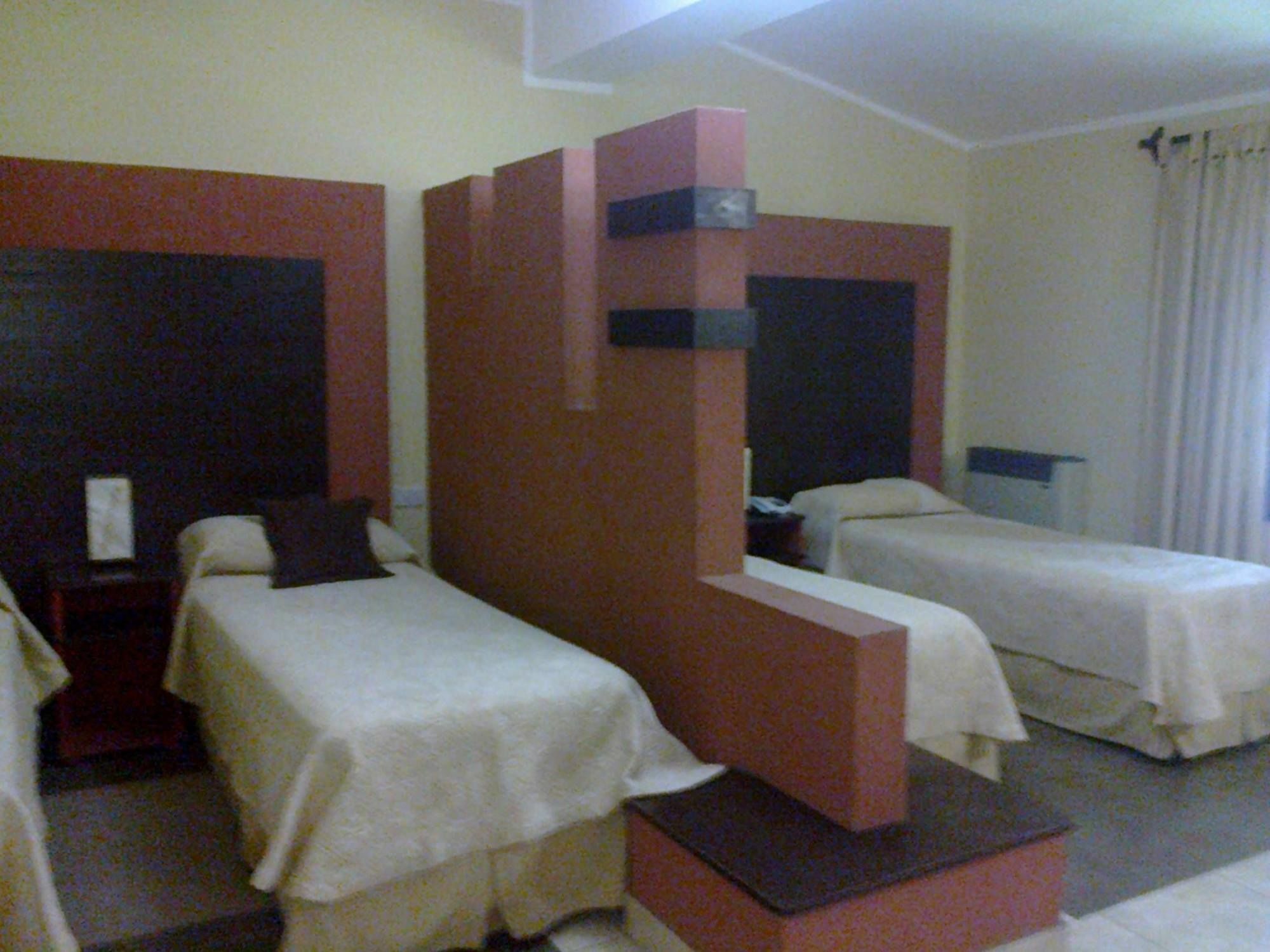 Hotel Aybal Сальта Экстерьер фото
